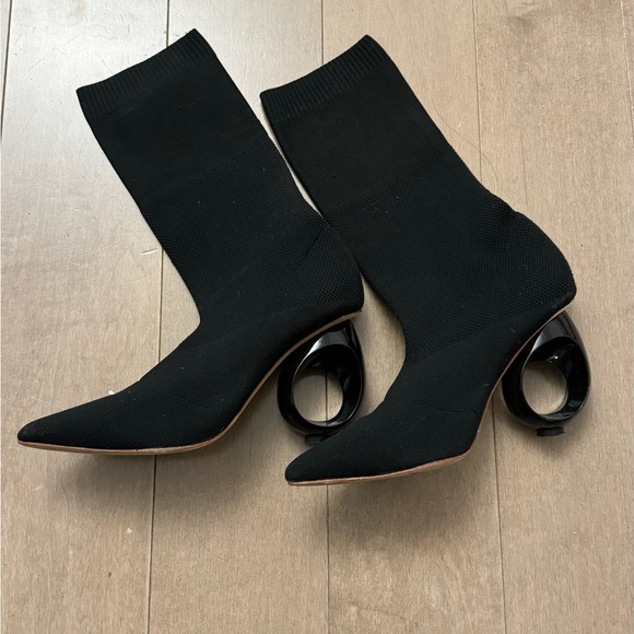 Kimberly boots, black knitted with circular cutout heels - Picture 5 of 6